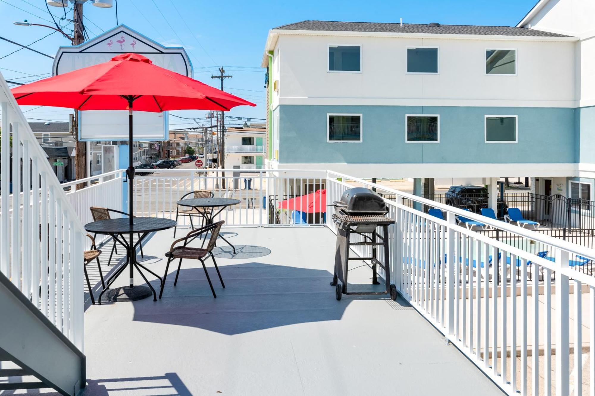 Tropicana Motel Wildwood Beach & Boardwalk Exterior photo